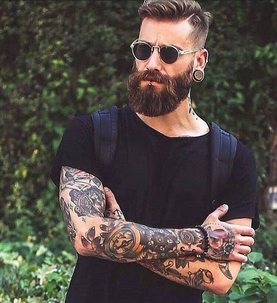 3 ways a beard can make you more successful